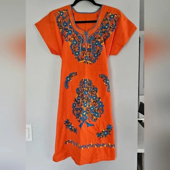 Embroidered Mexican Dress S/M- Vestido Mexicano Bordado - Picture 1 of 6